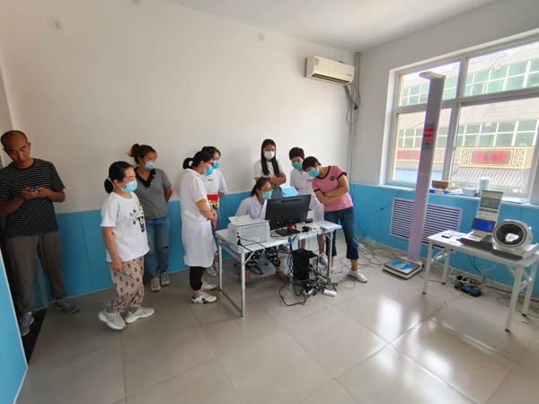 ����һ�w�C(j��)ϵ�y(t��ng)���w�ܘ�(g��u)�O(sh��)Ӌ(j��)����